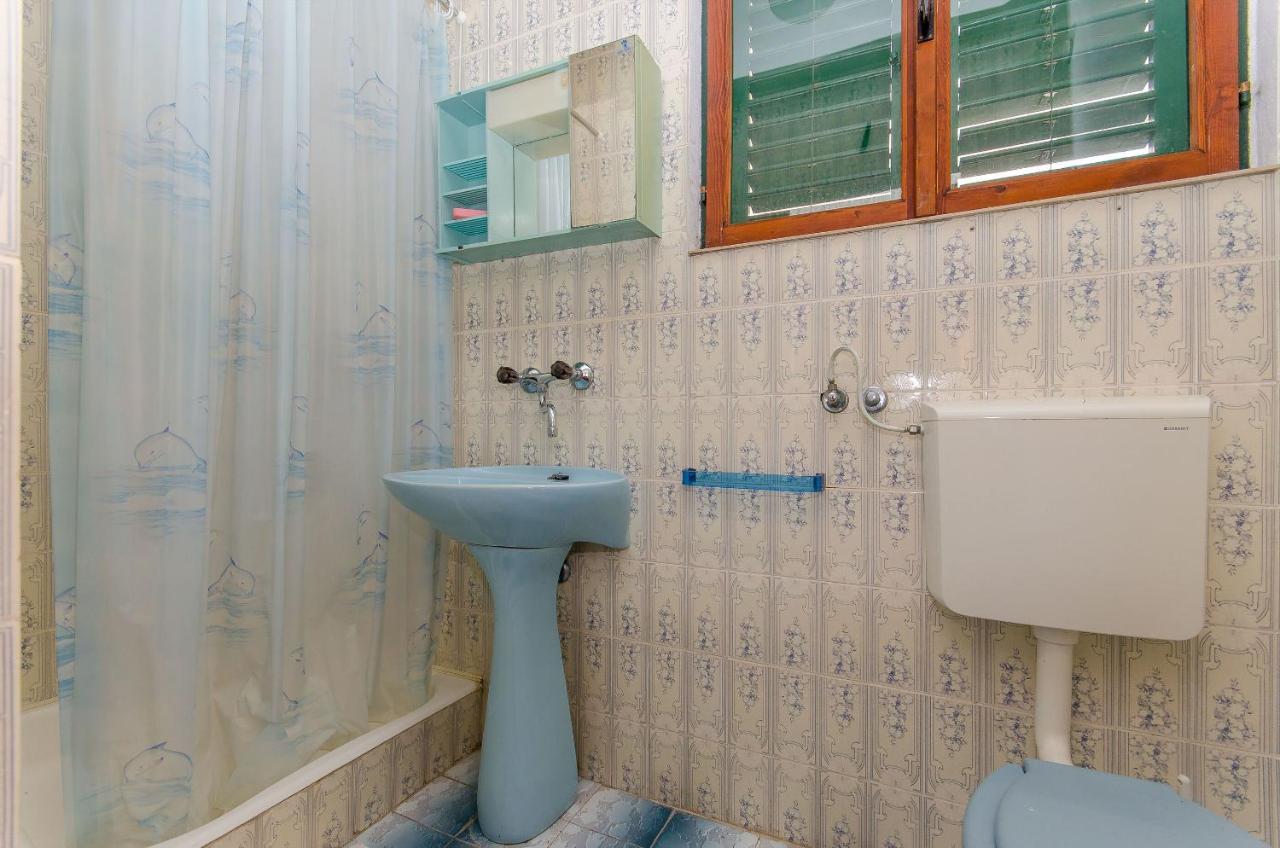 Apartments Moloco Дрвеник Экстерьер фото