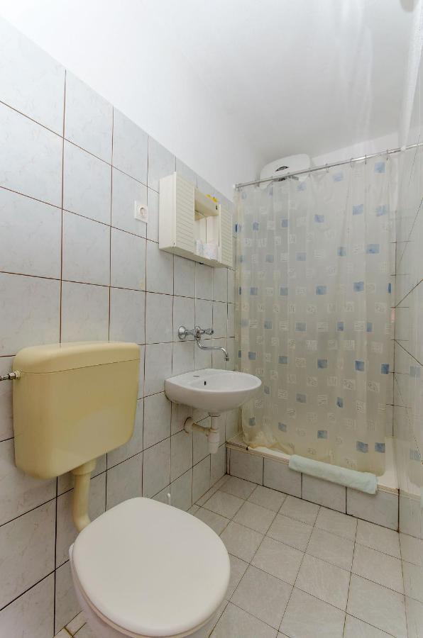 Apartments Moloco Дрвеник Экстерьер фото
