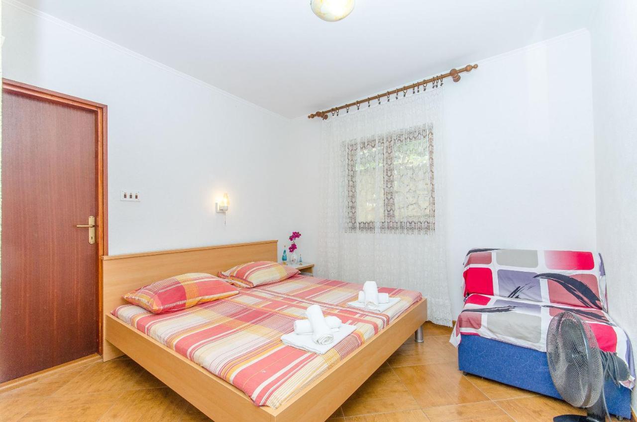 Apartments Moloco Дрвеник Экстерьер фото